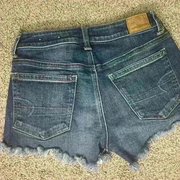AMERICAN EAGLE hi-rise festival shorts size 2 - Picture 2 of 4